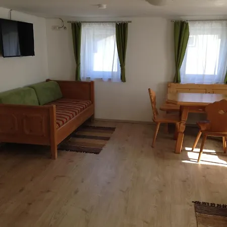 Haus Julia Appartamento *